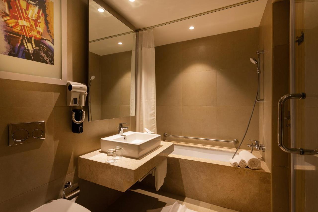 Holiday Inn Express & Suites Bengaluru Old Madras Road By Ihg Hoskote Exteriér fotografie