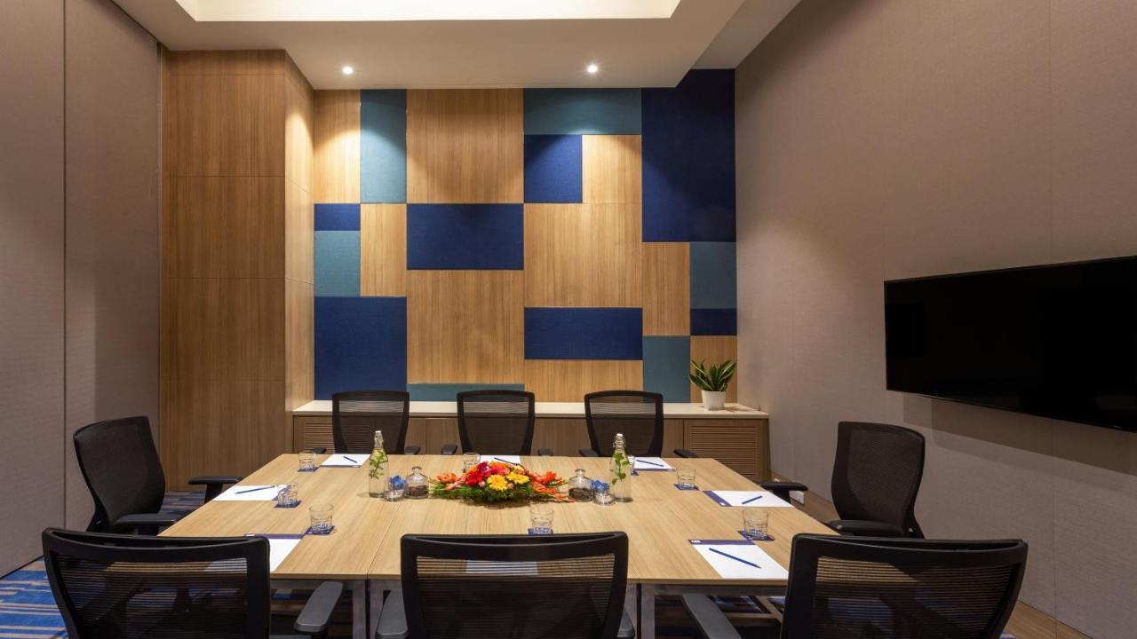 Holiday Inn Express & Suites Bengaluru Old Madras Road By Ihg Hoskote Exteriér fotografie